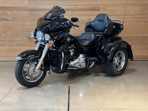 2022 Harley-Davidson Tri Glide® Ultra in Salem, Oregon - Photo 4