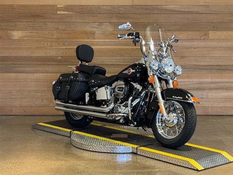 2016 Harley-Davidson Heritage Softail® Classic in Salem, Oregon - Photo 2