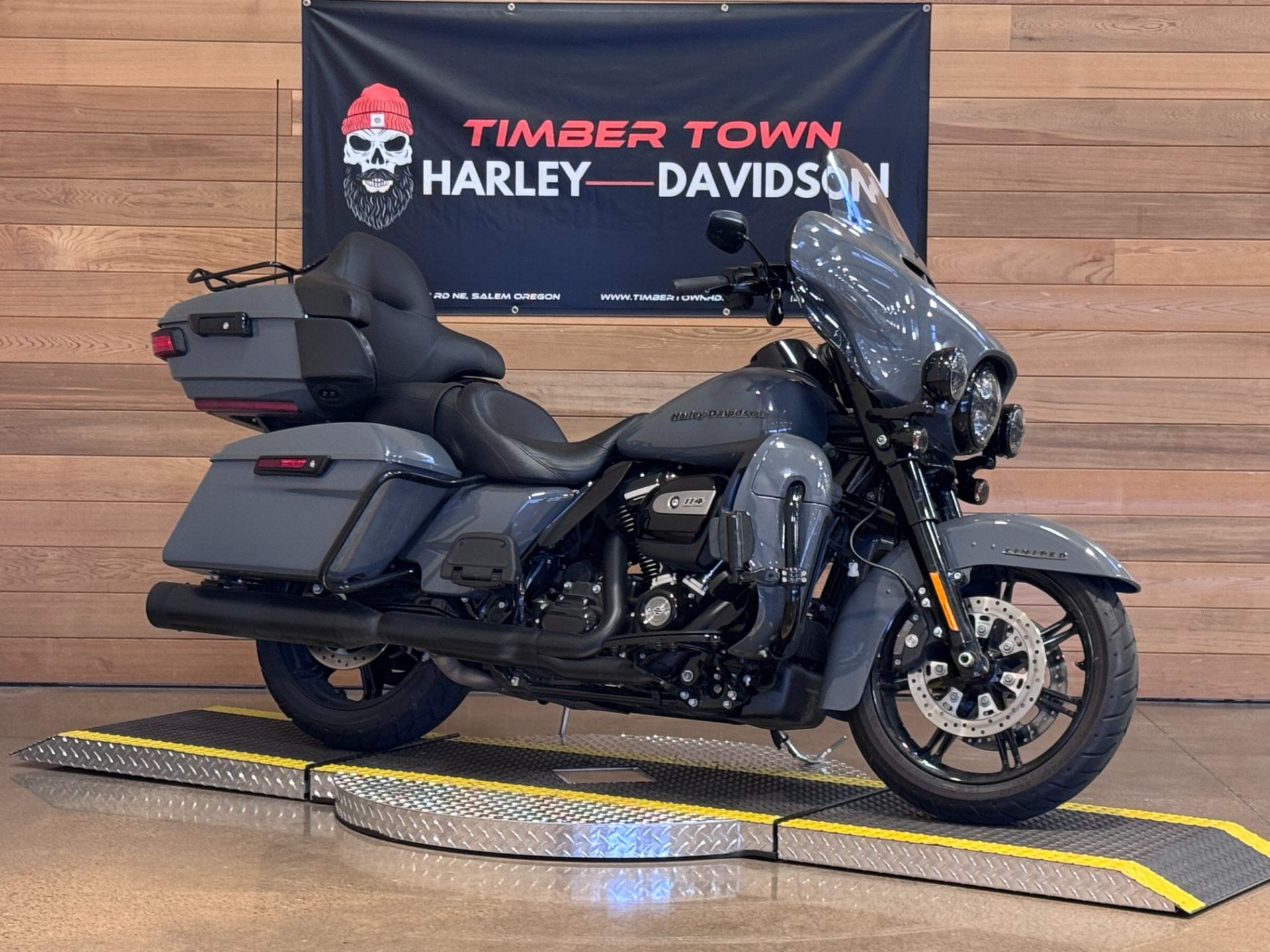 2022 Harley-Davidson Ultra Limited in Salem, Oregon - Photo 2