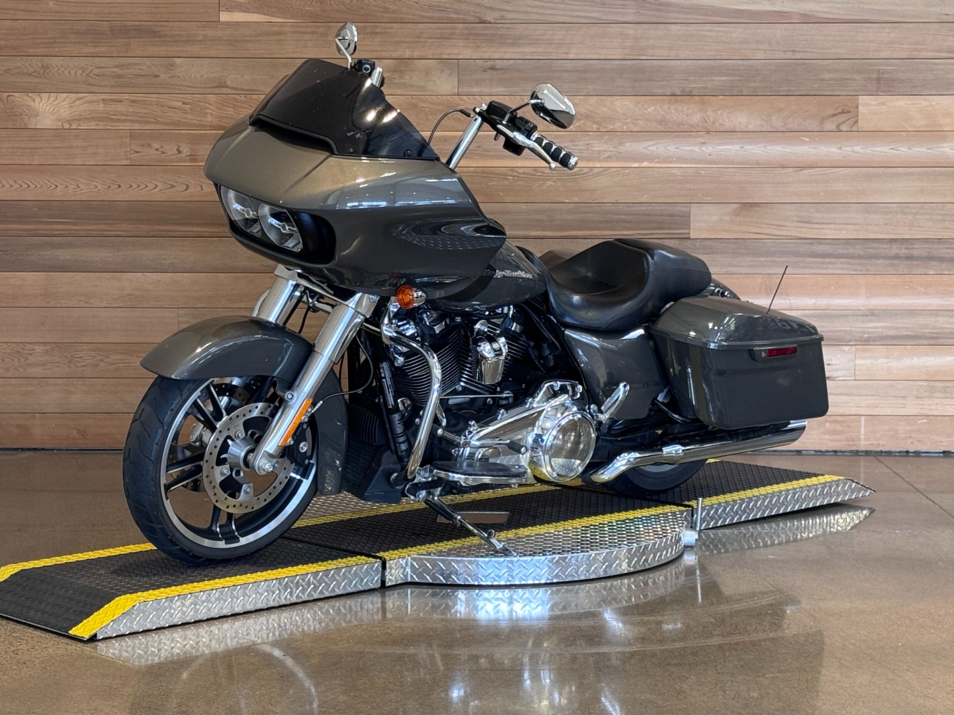2019 Harley-Davidson Road Glide® in Salem, Oregon - Photo 4