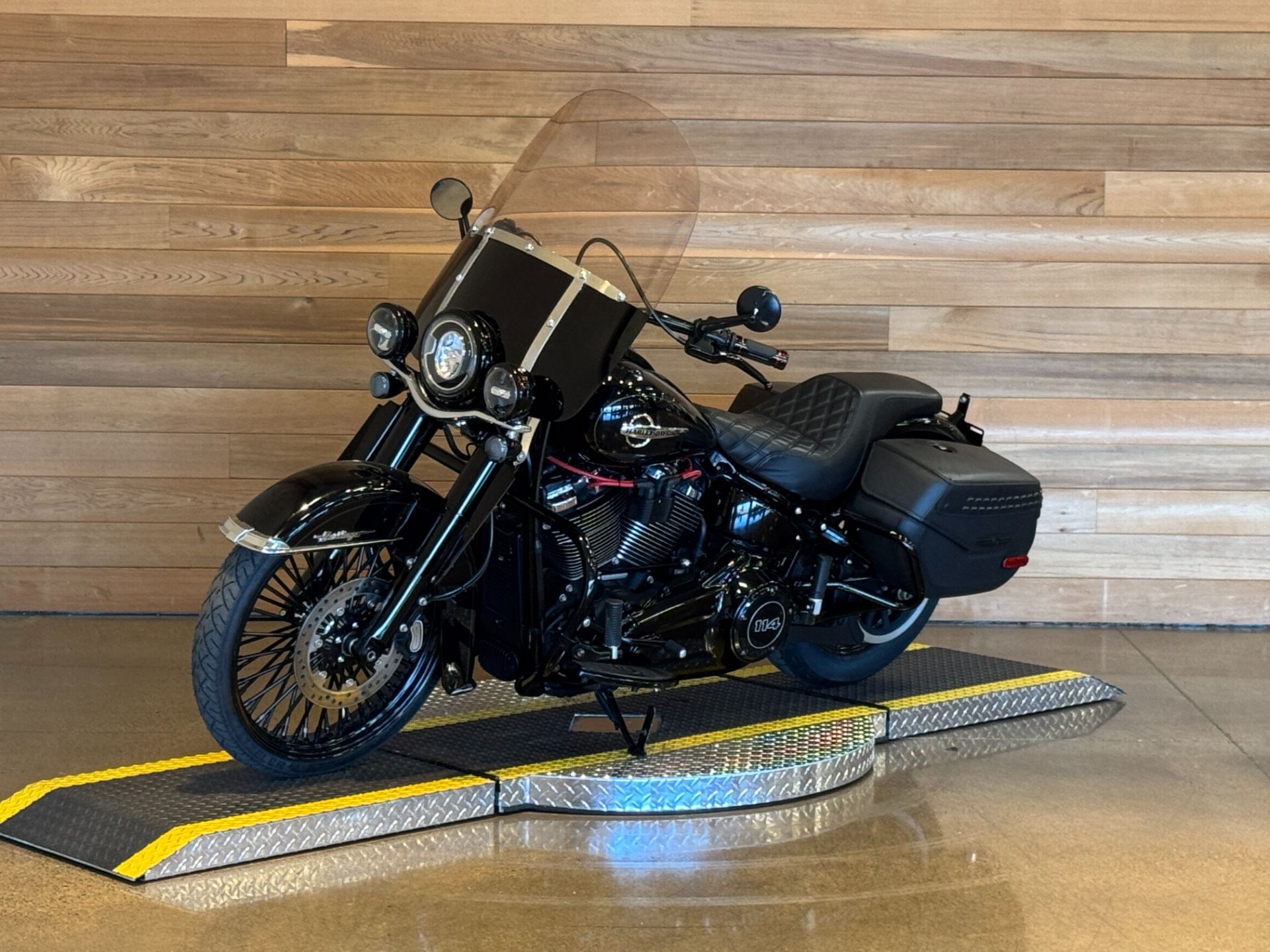 2018 Harley-Davidson Heritage Classic 114 in Salem, Oregon - Photo 4