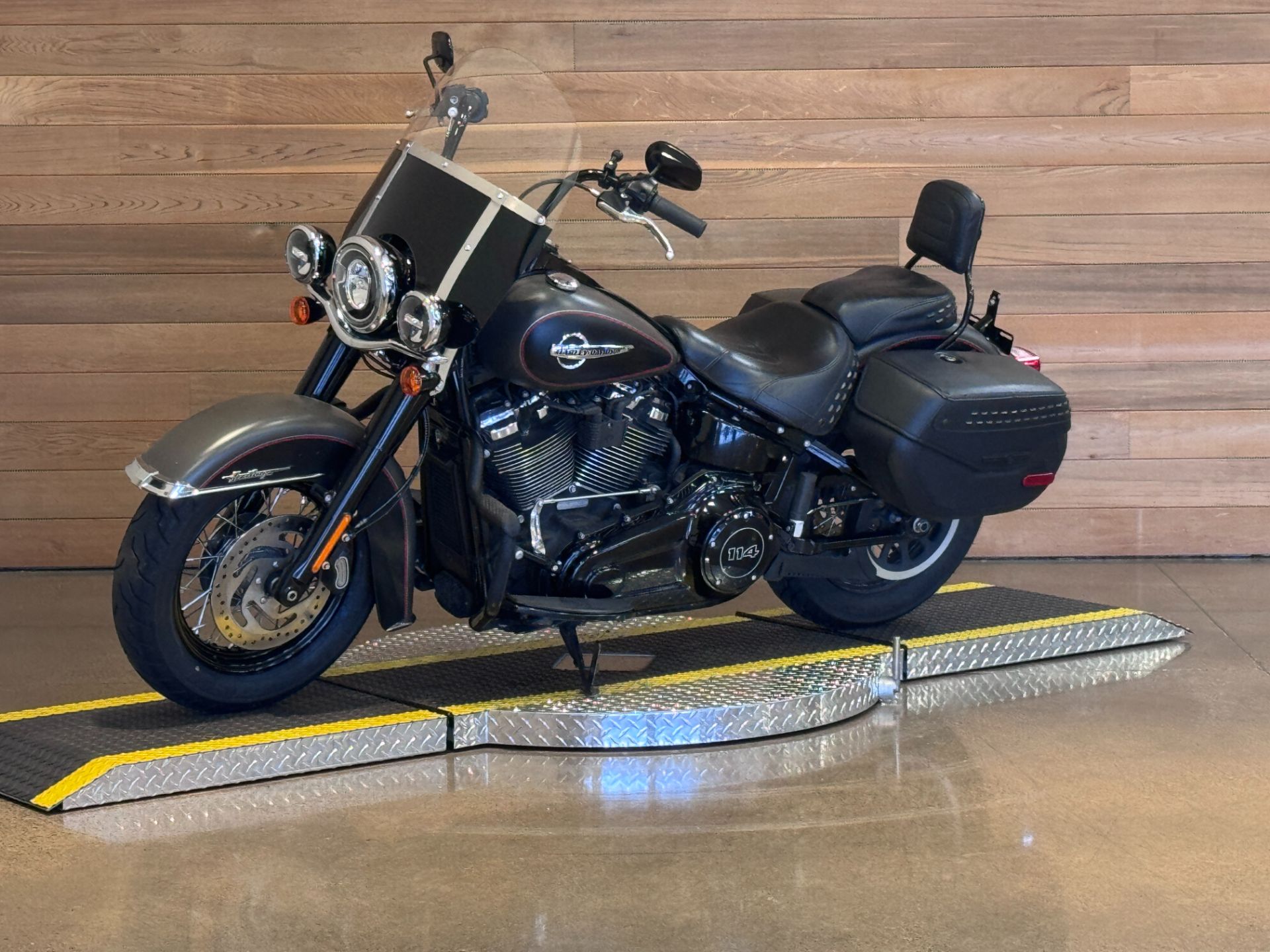 2018 Harley-Davidson Heritage Classic 114 in Salem, Oregon - Photo 4