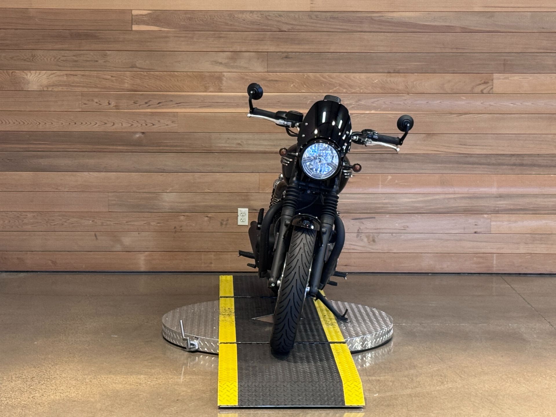 2022 Triumph Bonneville T120 in Salem, Oregon - Photo 3