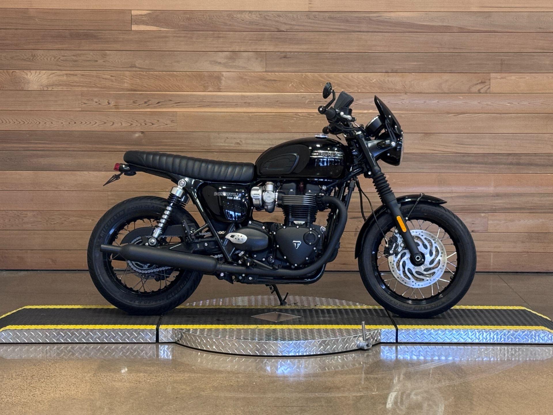 2022 Triumph Bonneville T120 in Salem, Oregon - Photo 1