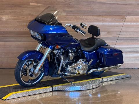2017 Harley-Davidson Road Glide® Special in Salem, Oregon - Photo 4