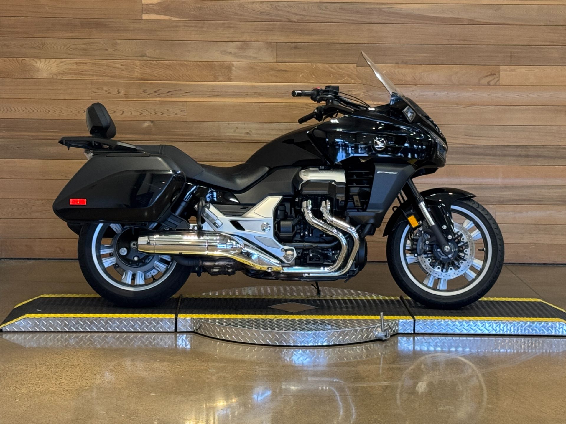 2014 Honda CTX®1300 in Salem, Oregon - Photo 1