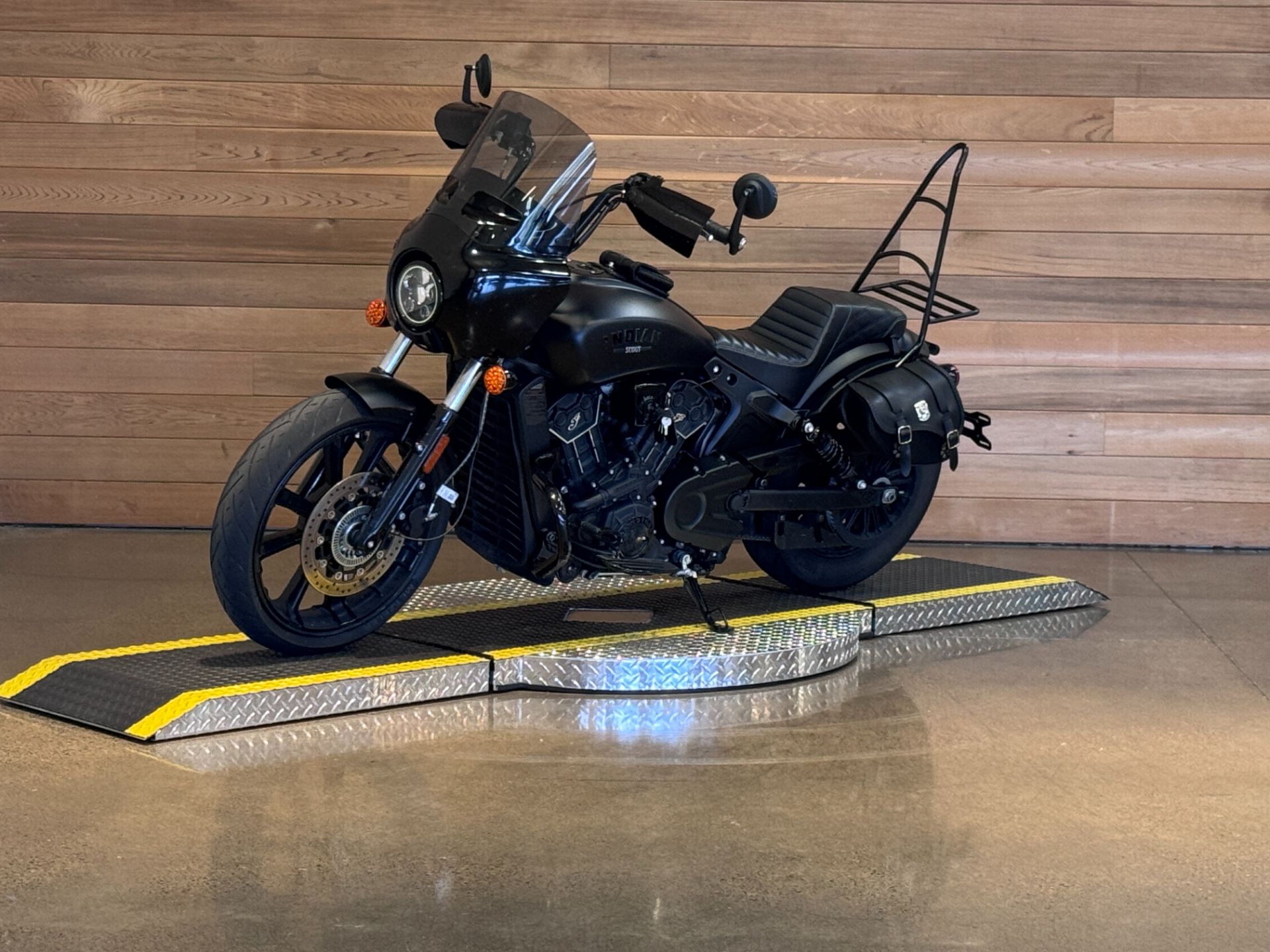 2023 Indian Motorcycle Scout® Rogue ABS in Salem, Oregon - Photo 4
