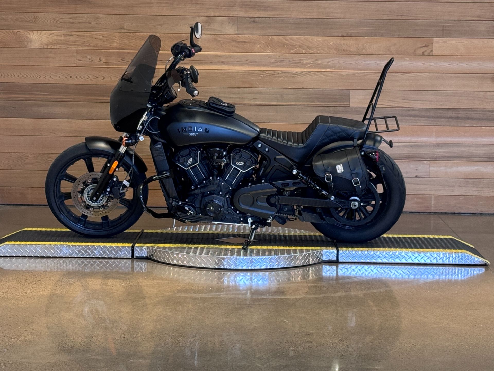 2023 Indian Motorcycle Scout® Rogue ABS in Salem, Oregon - Photo 5