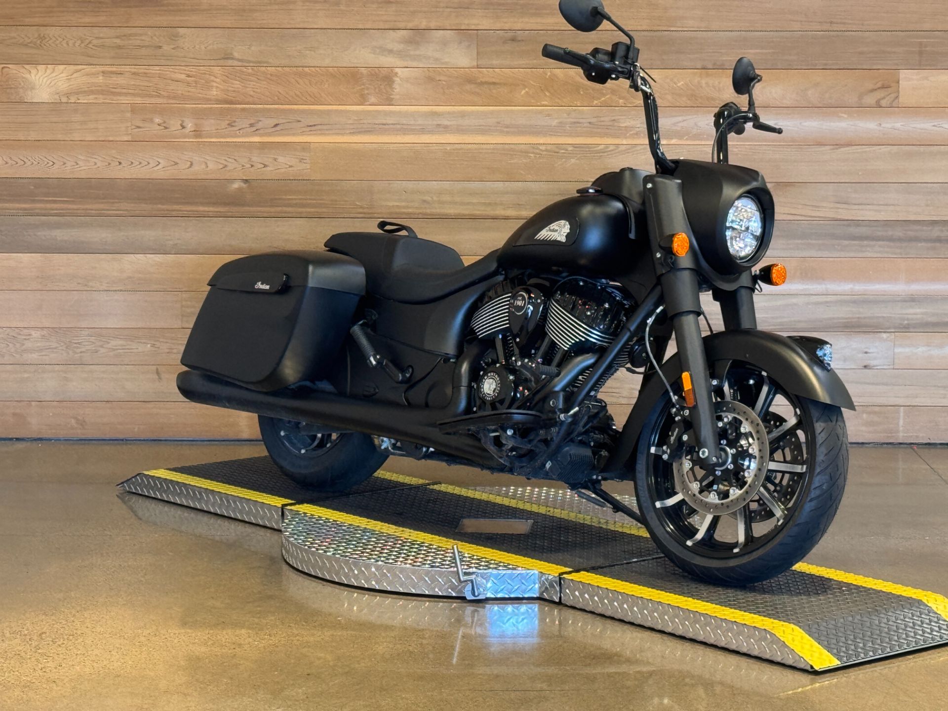 2024 Indian Motorcycle Springfield® Dark Horse® in Salem, Oregon - Photo 2