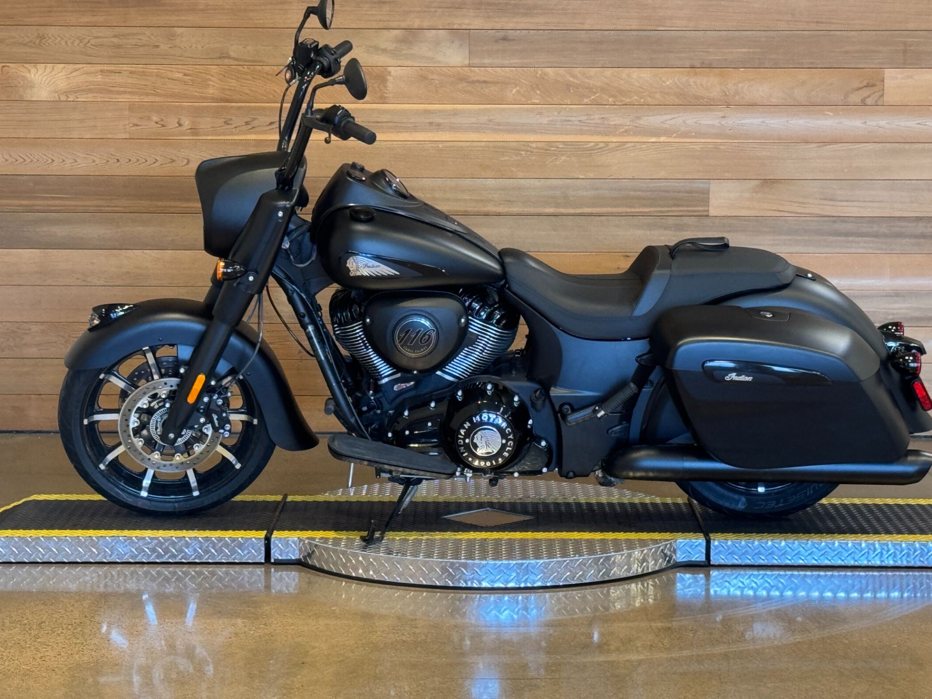 2024 Indian Motorcycle Springfield® Dark Horse® in Salem, Oregon - Photo 5