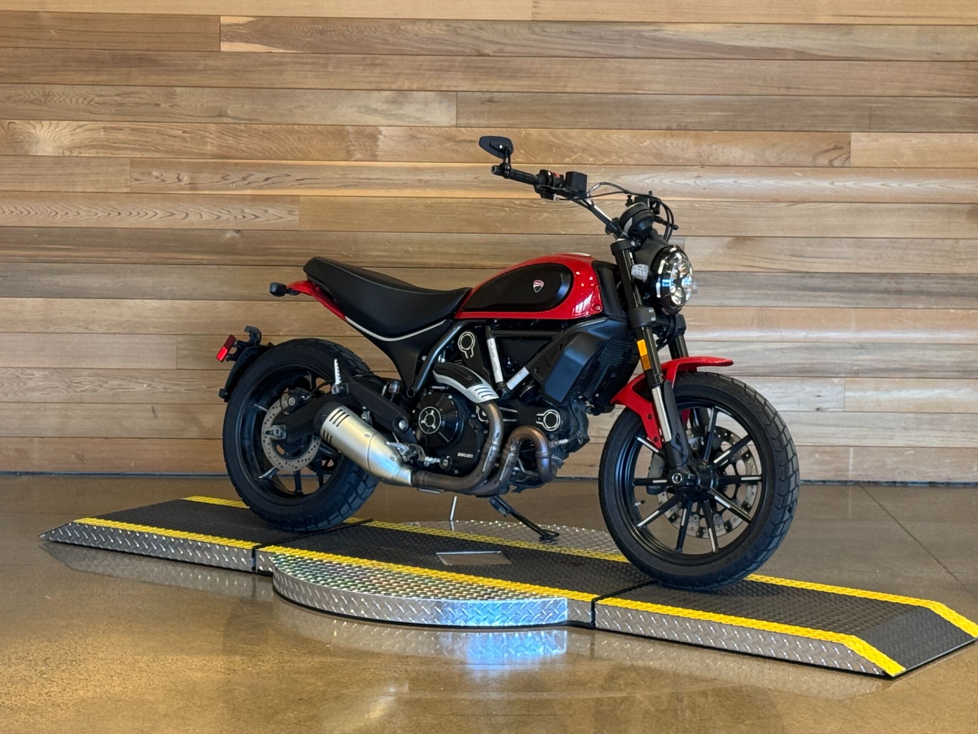 2021 Ducati Scrambler Icon in Salem, Oregon - Photo 2