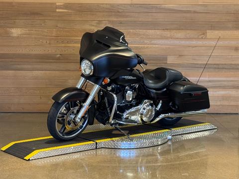 2015 Harley-Davidson Street Glide® Special in Salem, Oregon - Photo 4