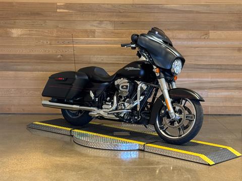 2015 Harley-Davidson Street Glide® Special in Salem, Oregon - Photo 2