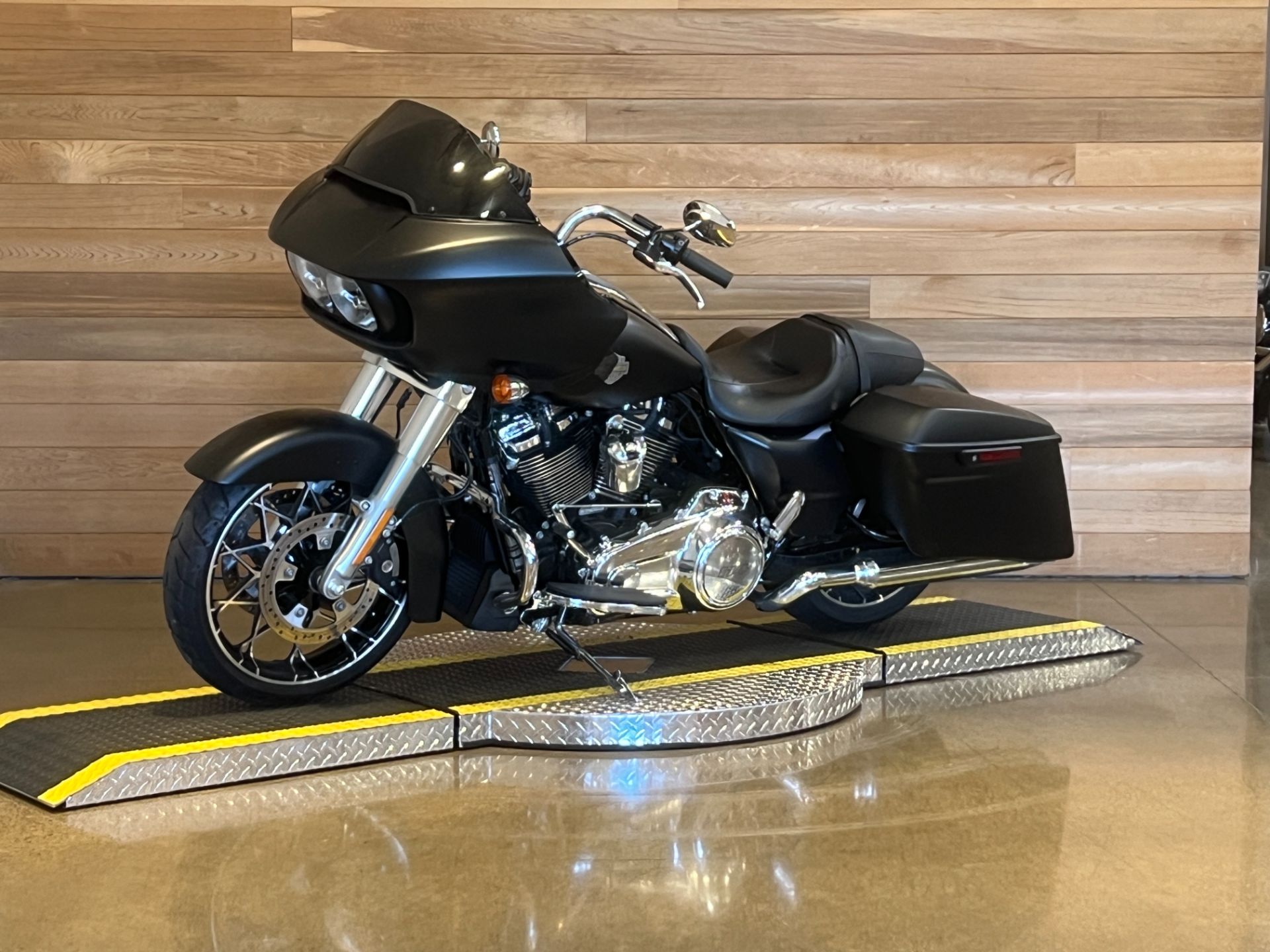 2022 Harley-Davidson Road Glide® Special in Salem, Oregon - Photo 4