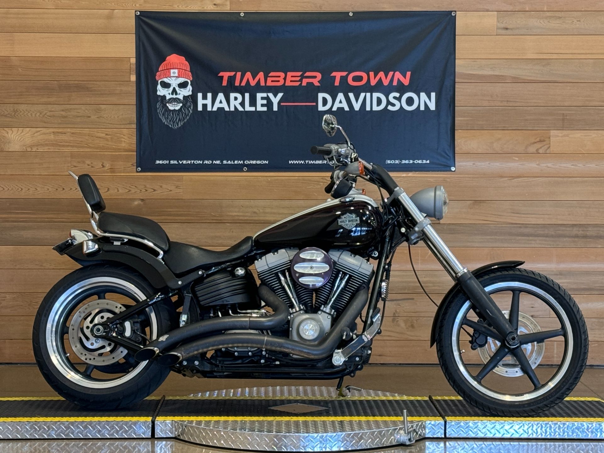 2009 Harley-Davidson Softail® Rocker™ in Salem, Oregon - Photo 1