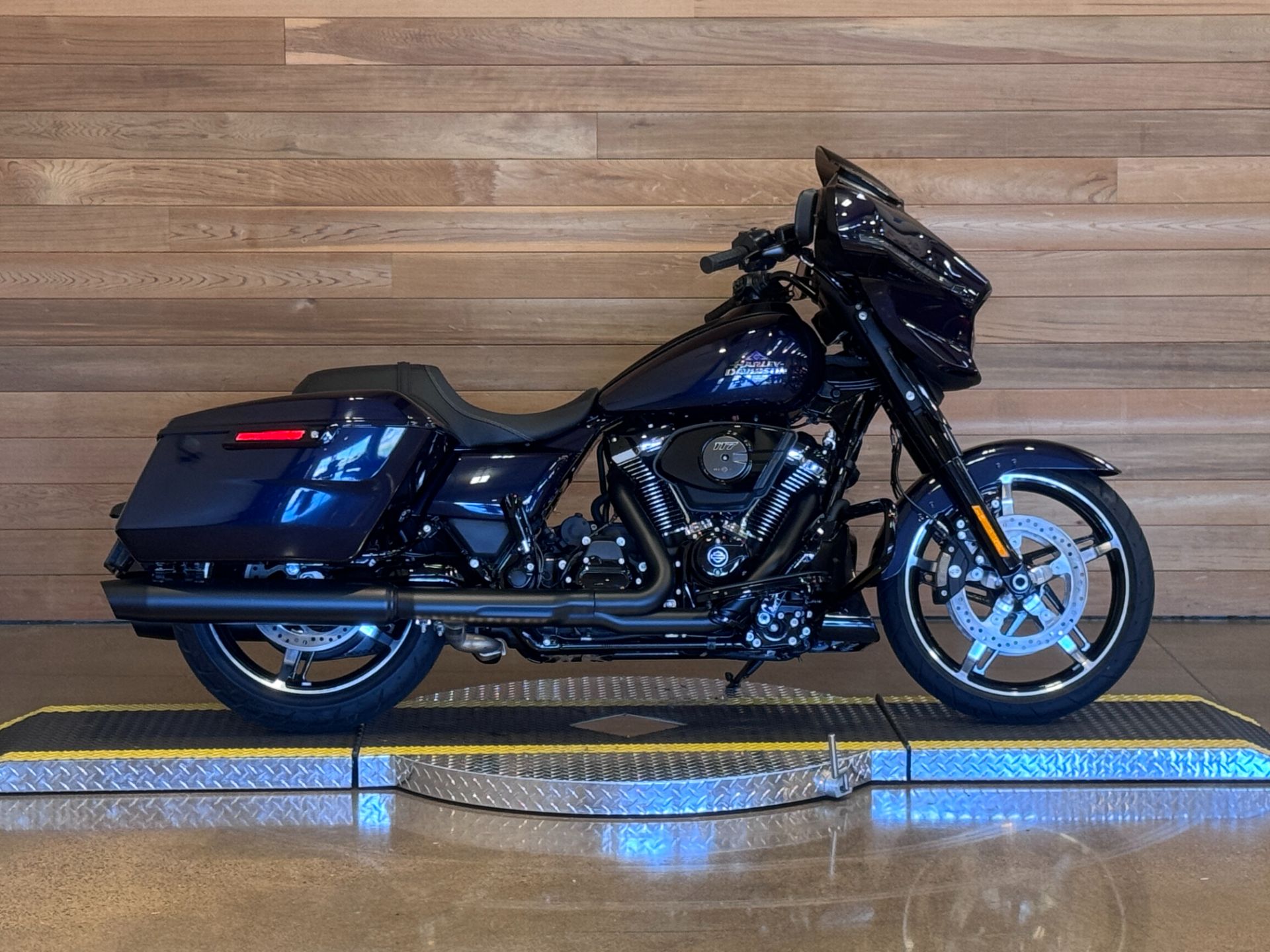 2025 Harley-Davidson Street Glide® in Salem, Oregon - Photo 1