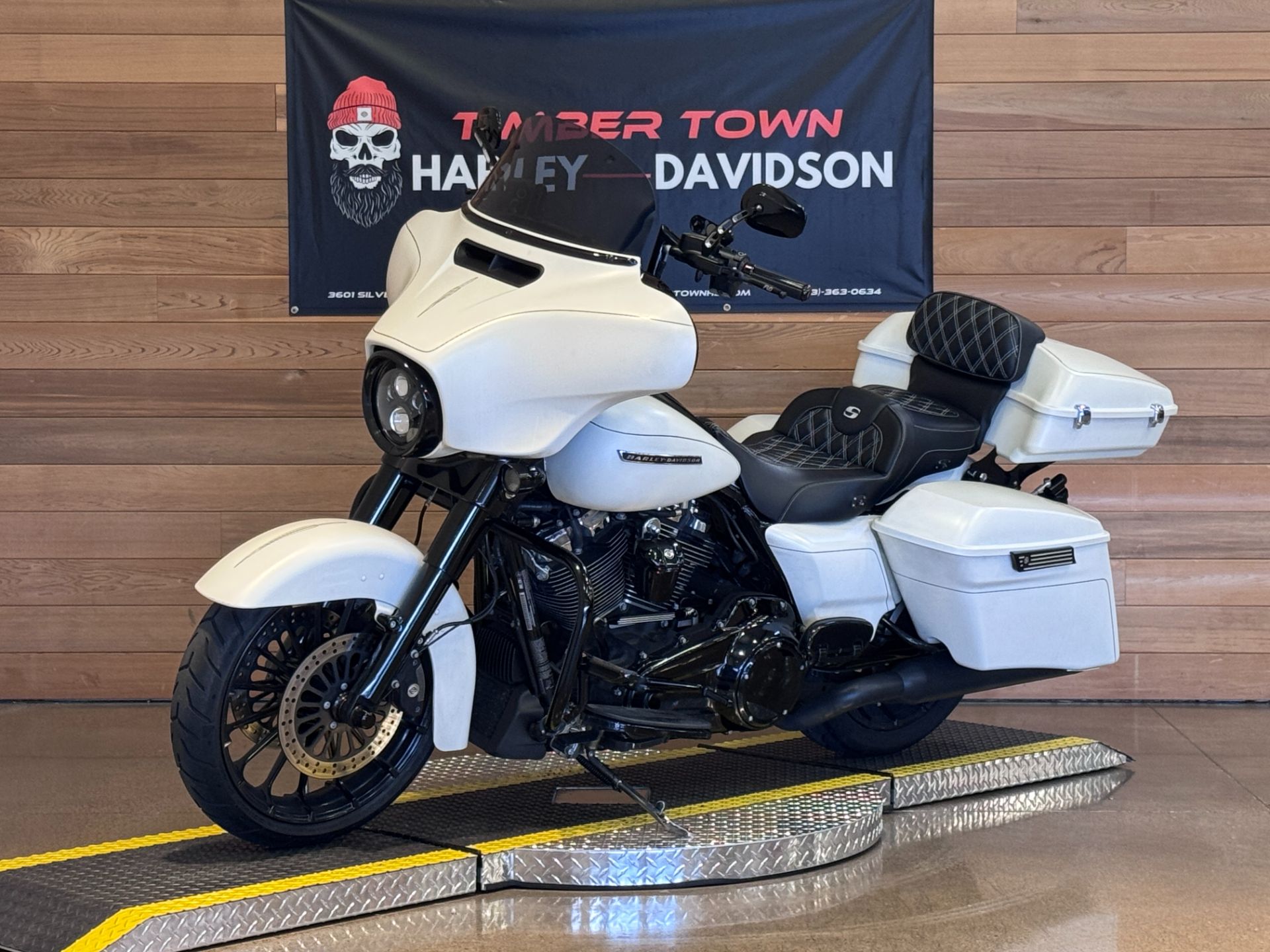 2018 Harley-Davidson Street Glide® Special in Salem, Oregon - Photo 4