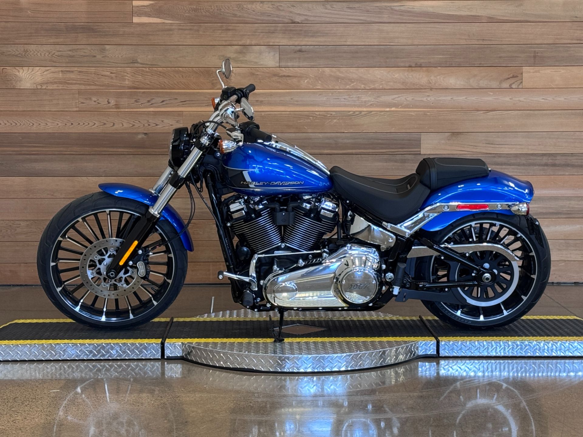 2024 Harley-Davidson Breakout® in Salem, Oregon - Photo 5