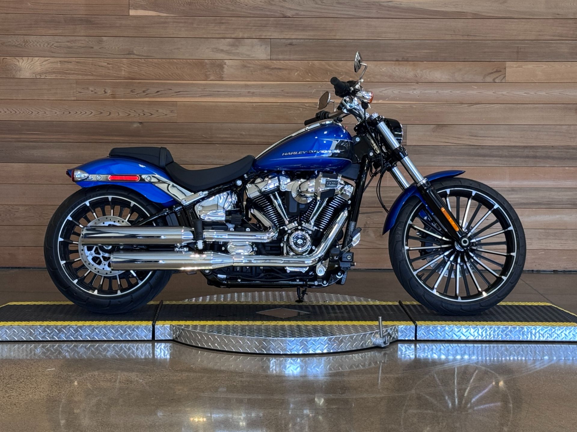 2024 Harley-Davidson Breakout® in Salem, Oregon - Photo 1