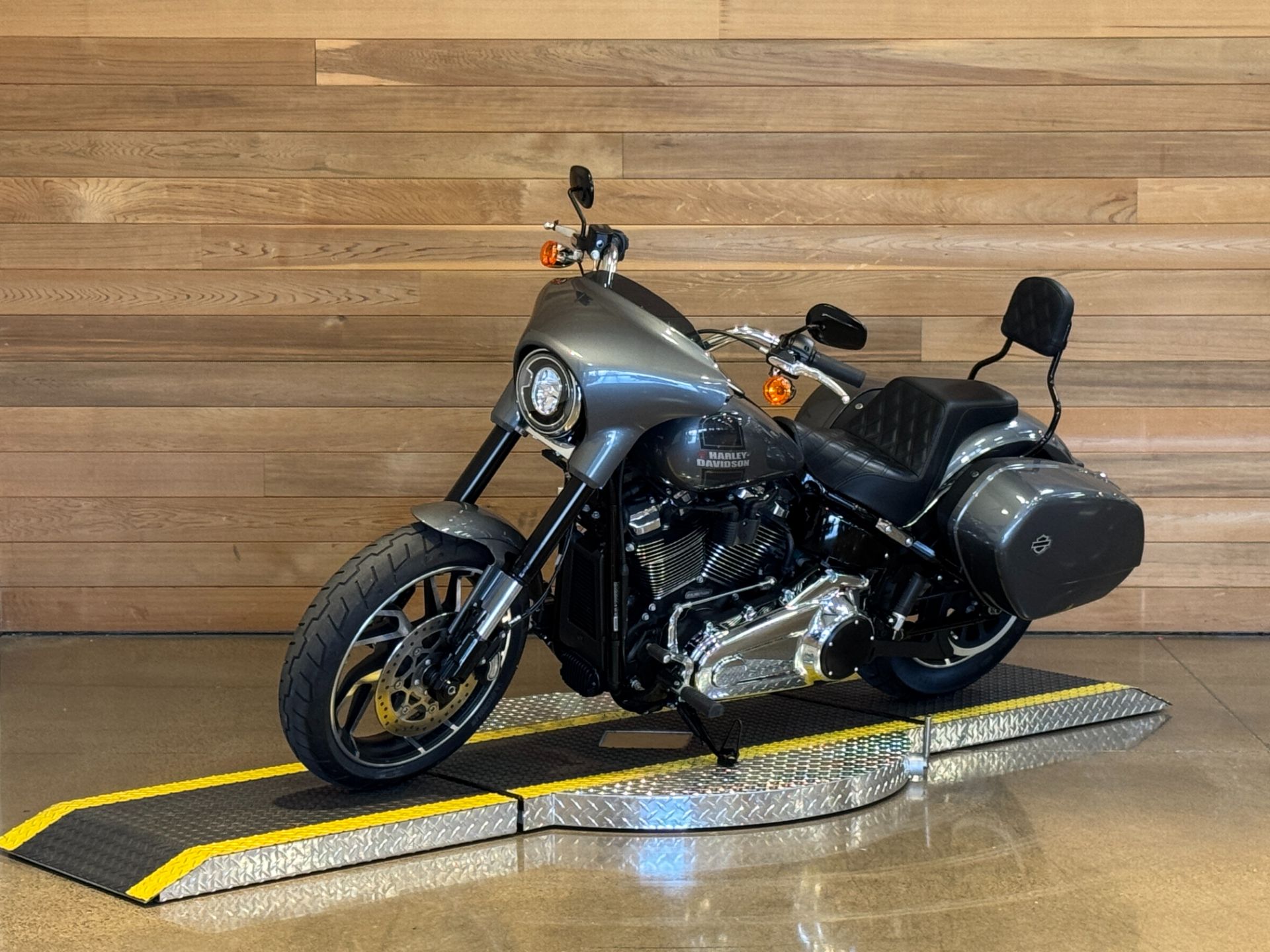 2021 Harley-Davidson Sport Glide® in Salem, Oregon - Photo 4