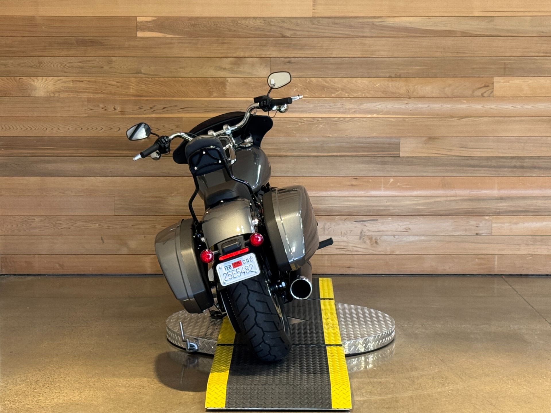 2021 Harley-Davidson Sport Glide® in Salem, Oregon - Photo 6