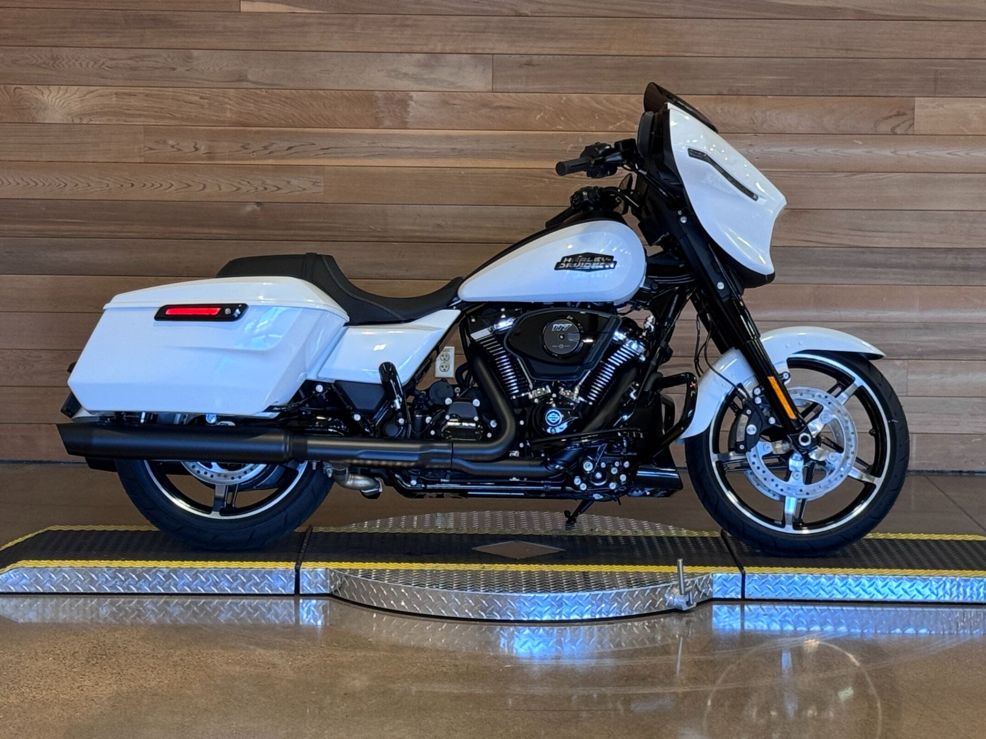 2025 Harley-Davidson Street Glide® in Salem, Oregon - Photo 1