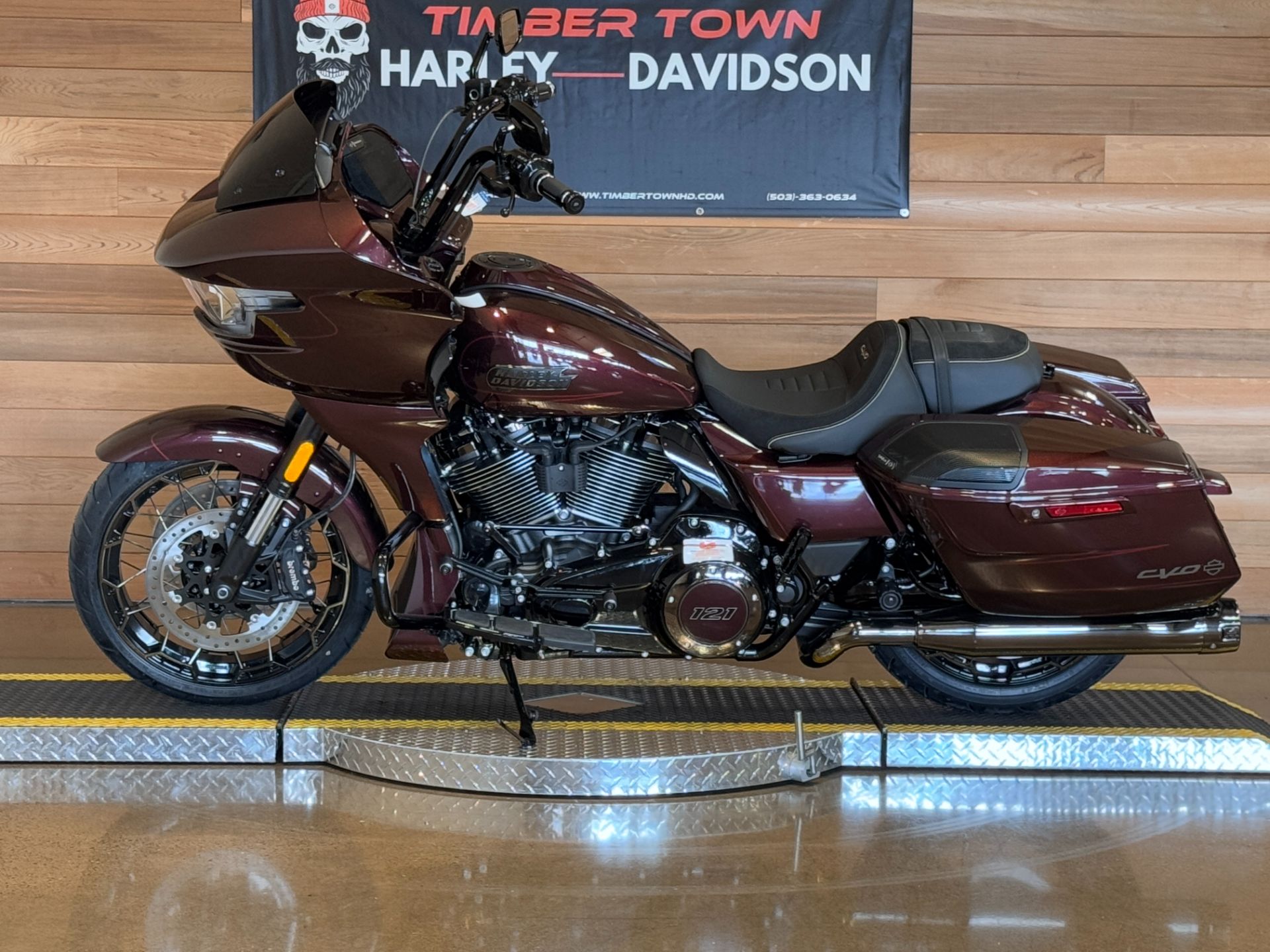 2024 Harley-Davidson CVO™ Road Glide® in Salem, Oregon - Photo 5