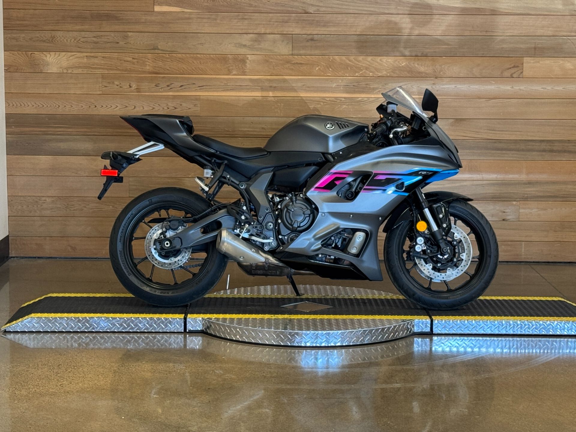 2024 Yamaha YZF-R7 in Salem, Oregon - Photo 1