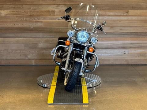 2005 Harley-Davidson FLHRCI Road King® Classic in Salem, Oregon - Photo 3