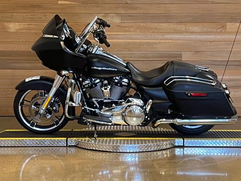 2017 Harley-Davidson Road Glide® Special in Salem, Oregon - Photo 5