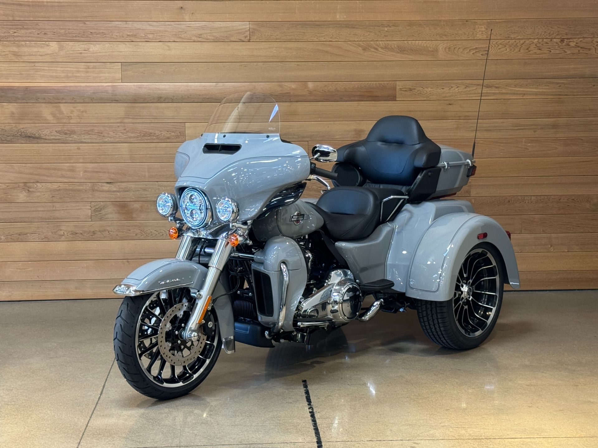 2025 Harley-Davidson Tri Glide® Ultra in Salem, Oregon - Photo 4