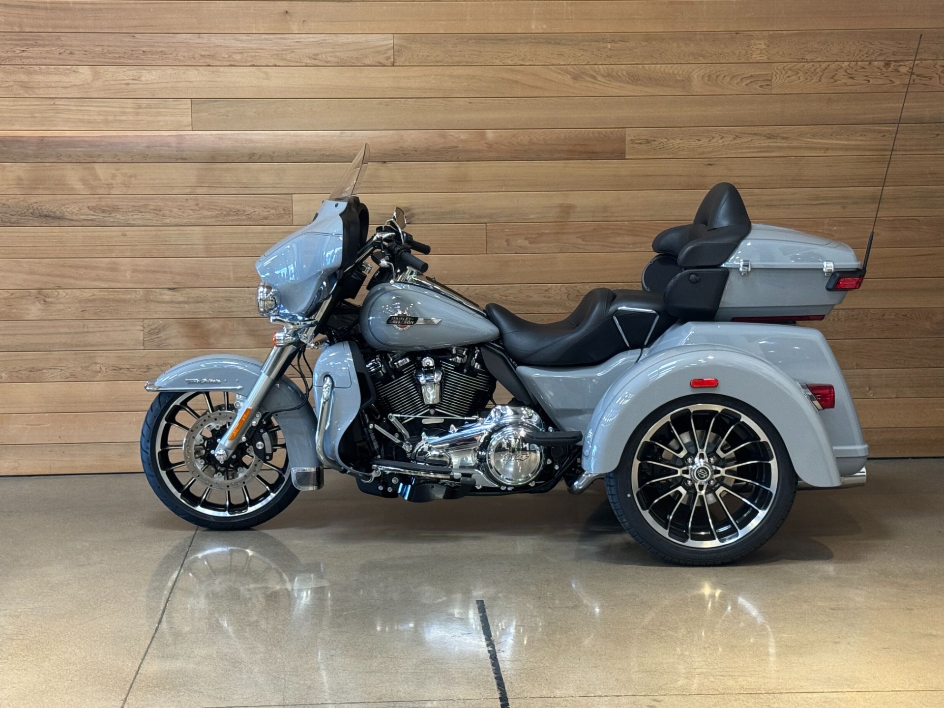 2025 Harley-Davidson Tri Glide® Ultra in Salem, Oregon - Photo 5