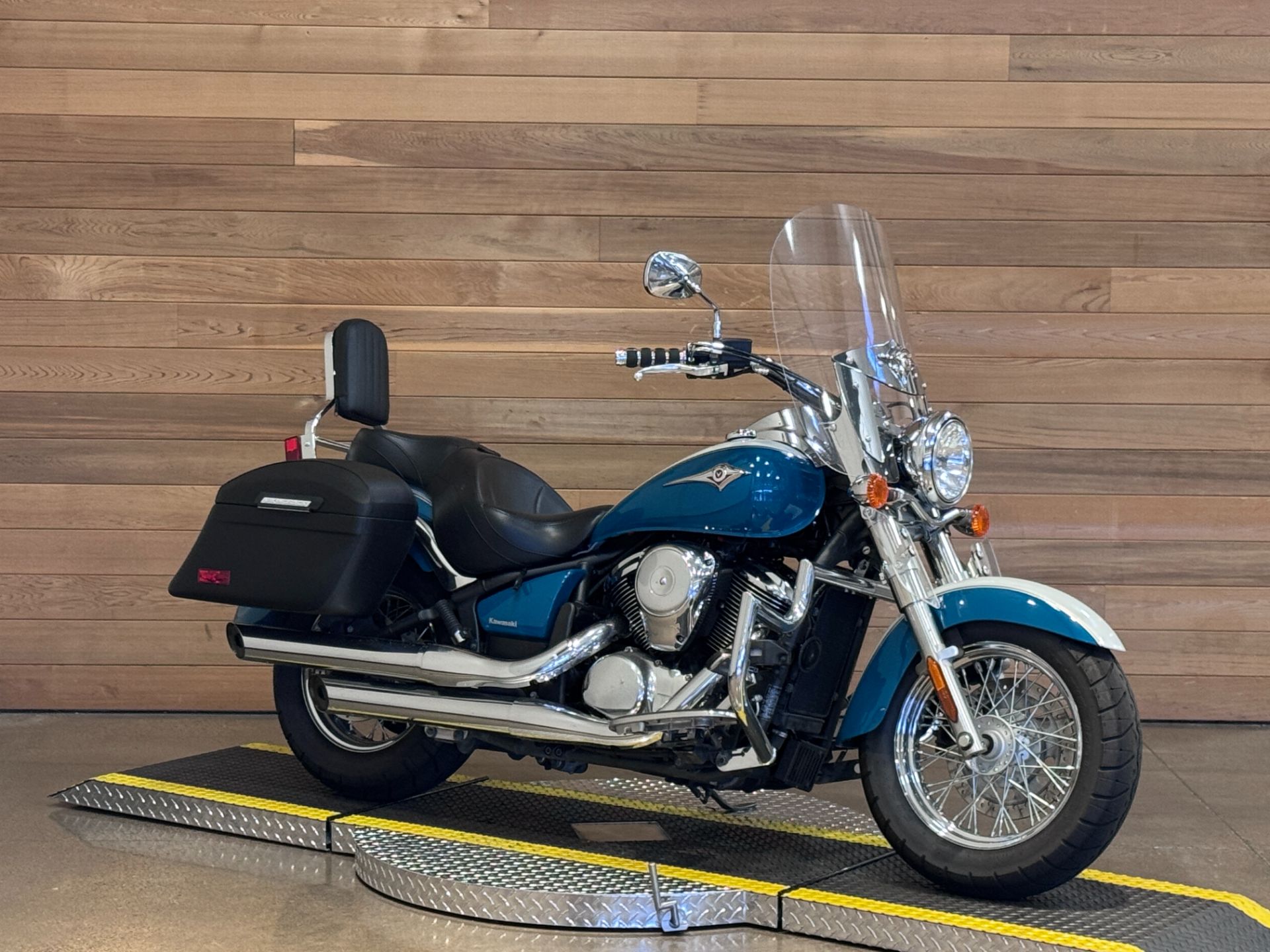 2022 Kawasaki Vulcan 900 Classic LT in Salem, Oregon - Photo 2