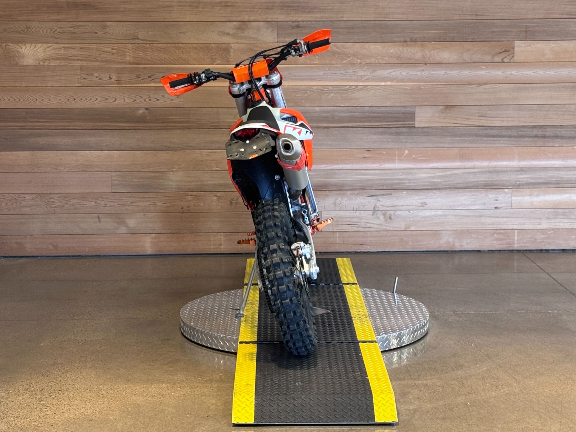 2023 KTM 450 XCF-W in Salem, Oregon - Photo 6