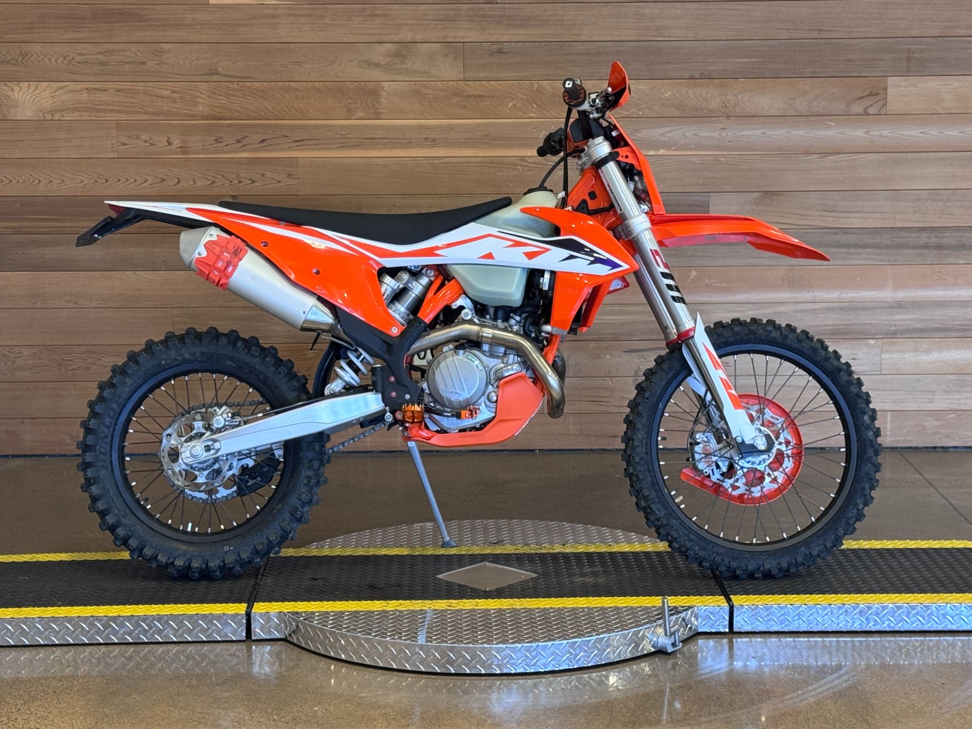 2023 KTM 450 XCF-W in Salem, Oregon - Photo 1