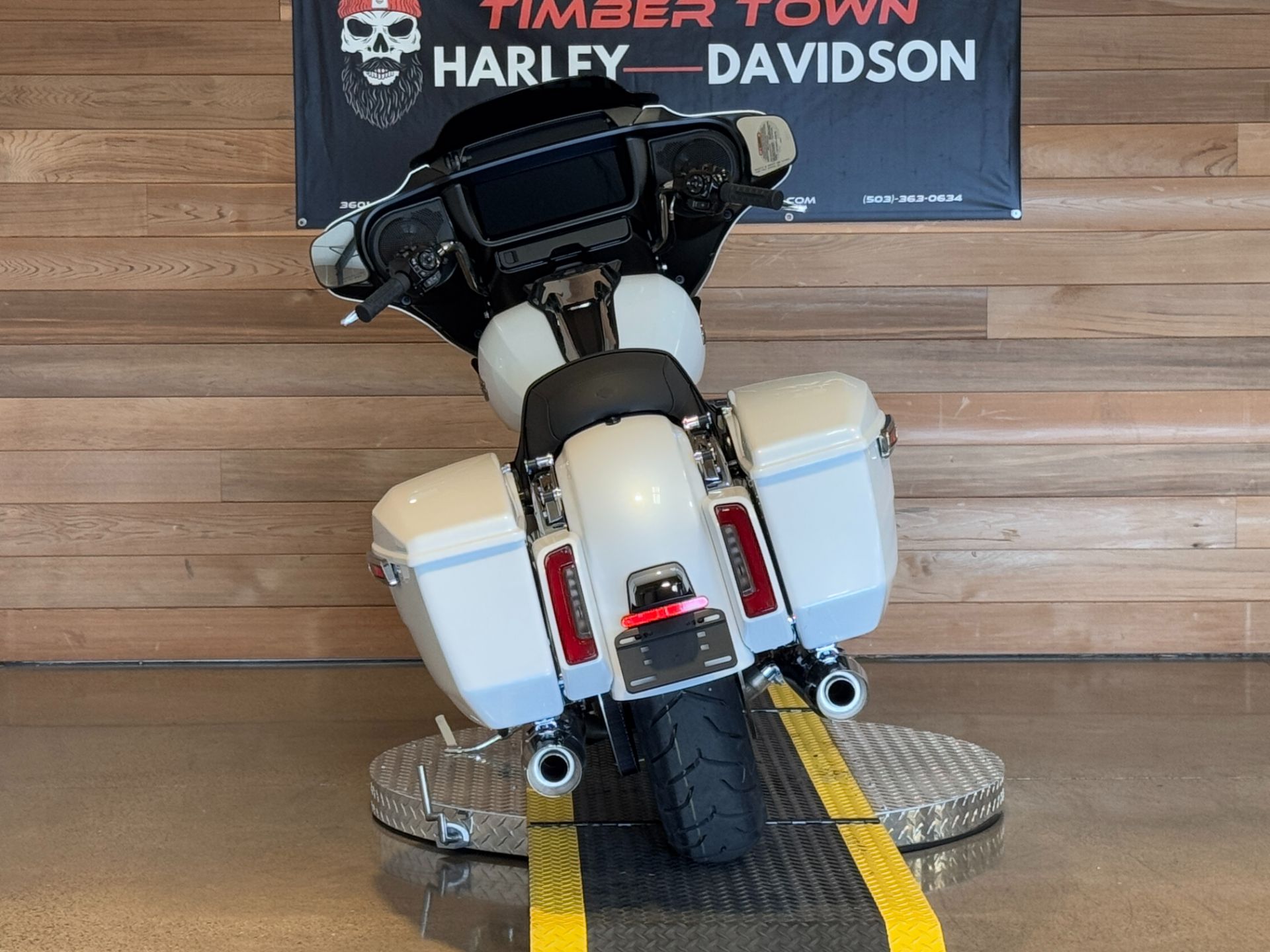 2024 Harley-Davidson Street Glide® in Salem, Oregon - Photo 6