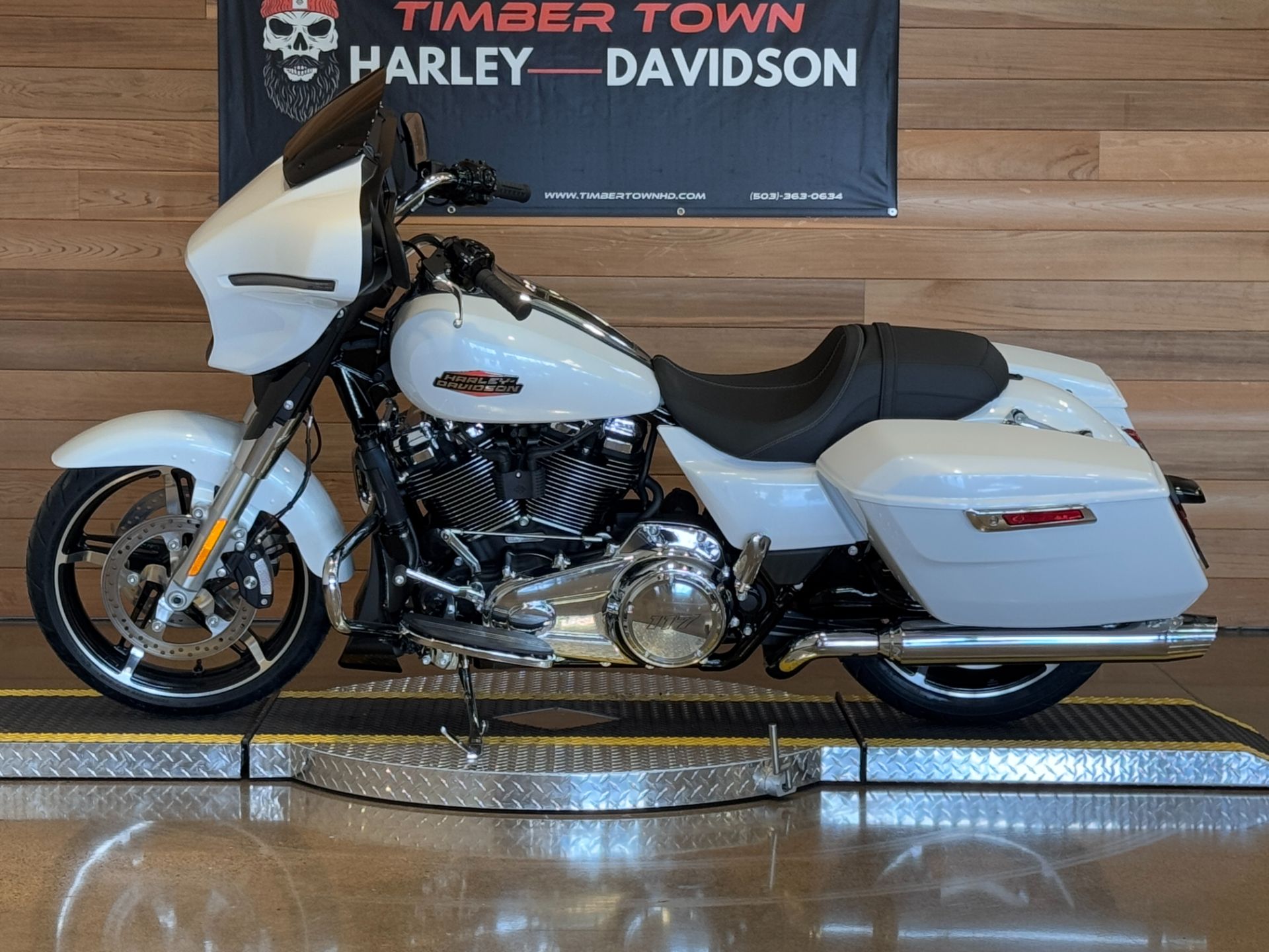 2024 Harley-Davidson Street Glide® in Salem, Oregon - Photo 5
