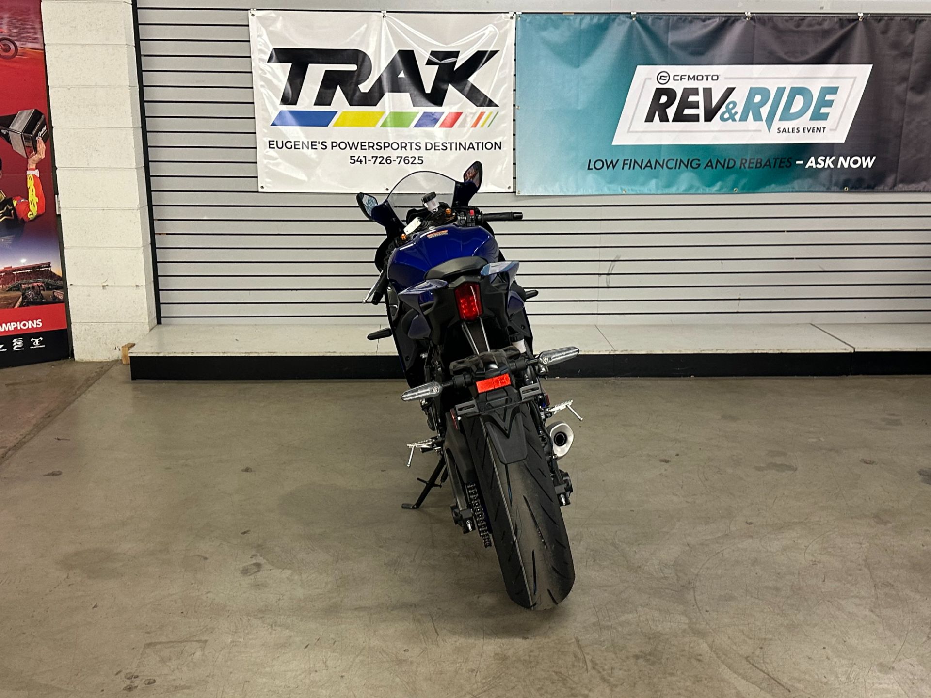2025 Yamaha YZF-R7 7