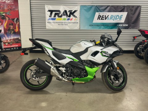 2024 Kawasaki Ninja 7 Hybrid ABS — photo 1 of 20
