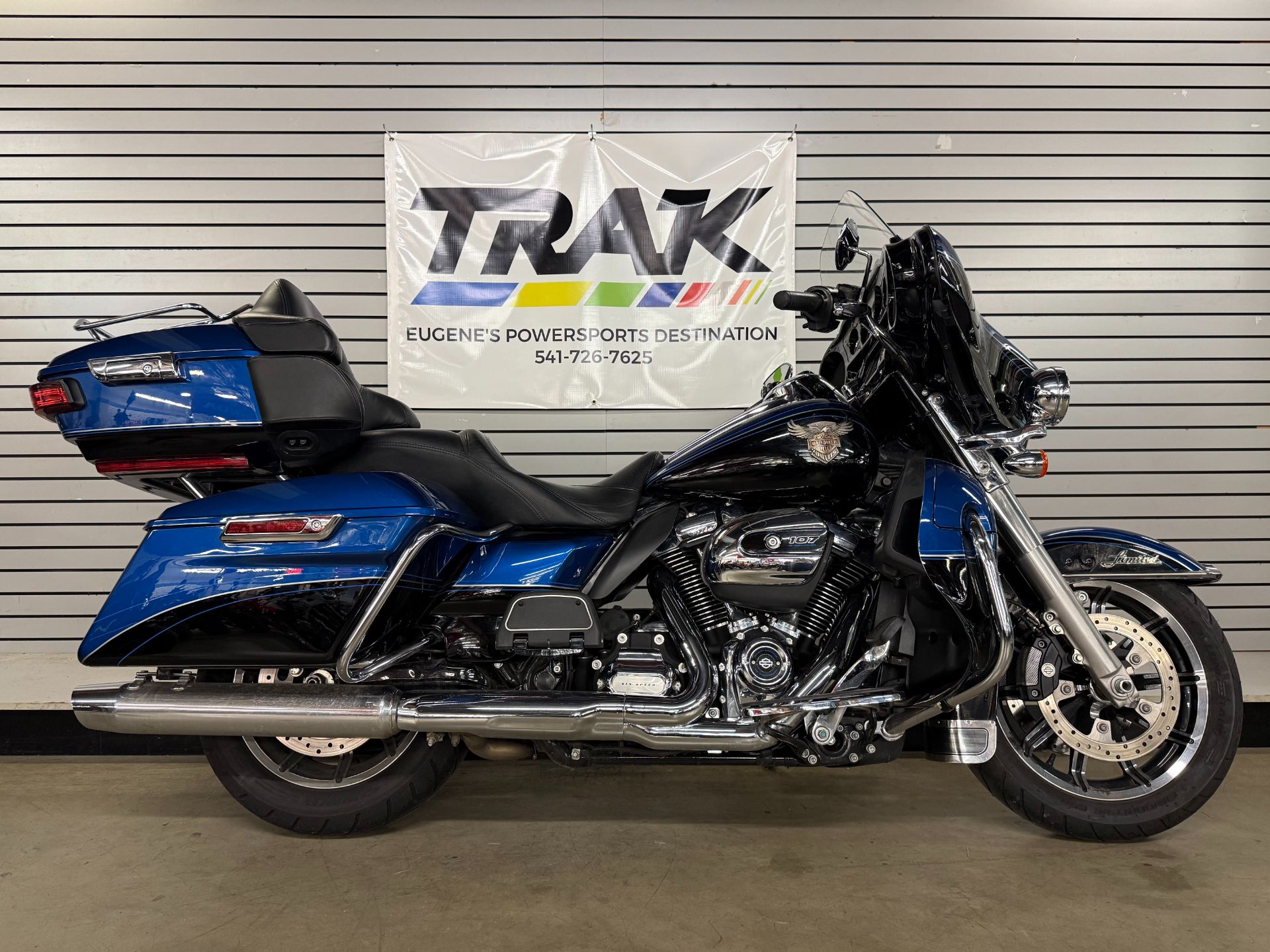 2018 Harley-Davidson 115th Anniversary Ultra Limited in Eugene, Oregon - Photo 1