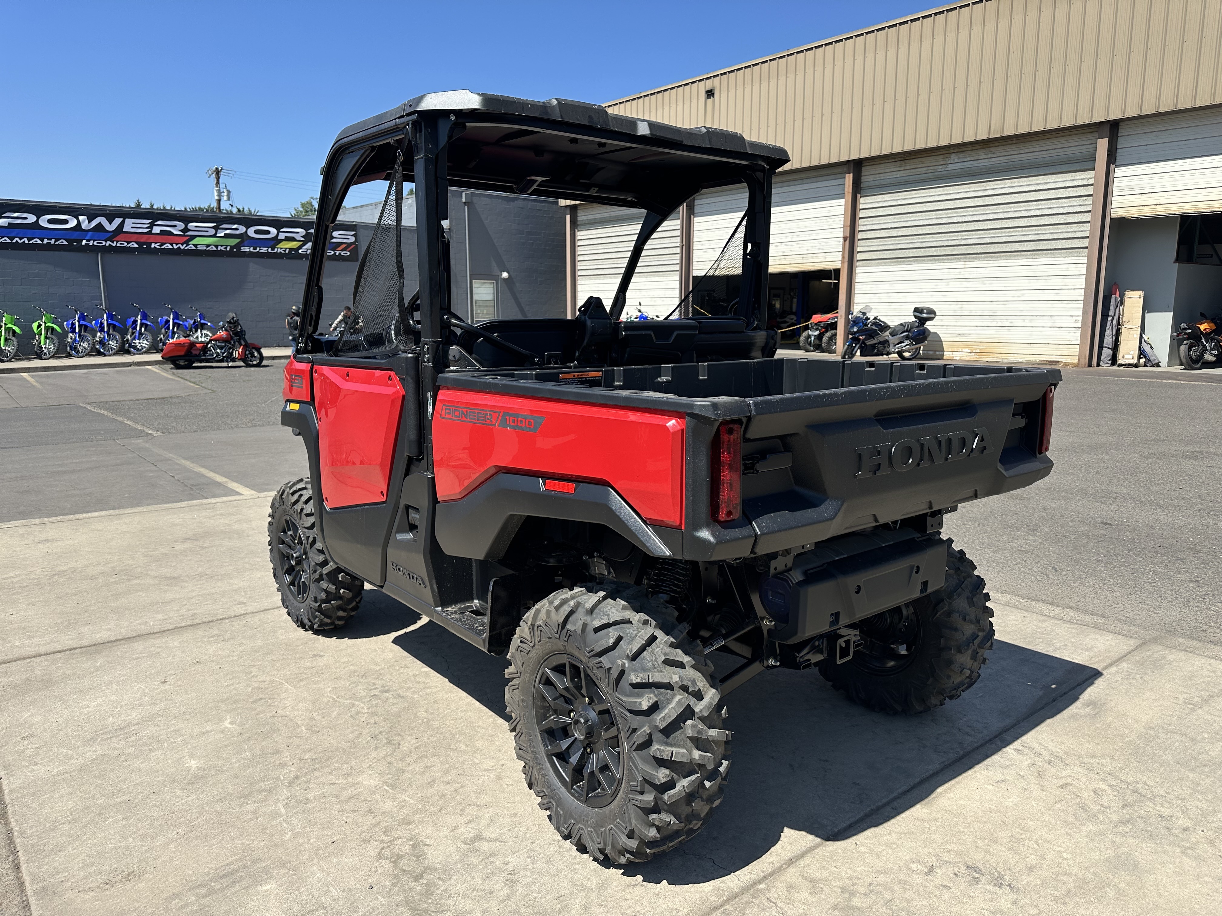 2026 Honda Pioneer 1000 Deluxe 4