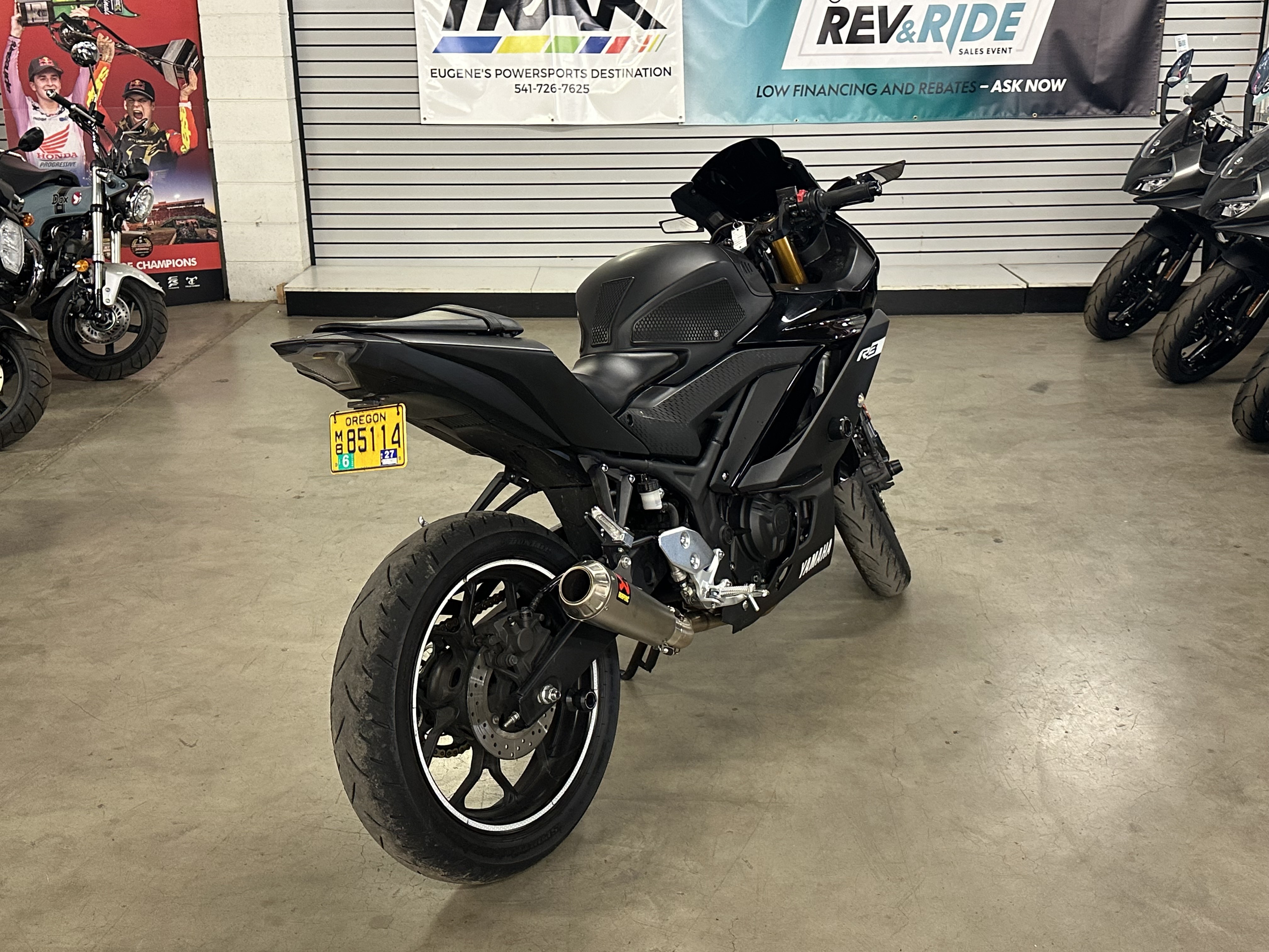 2019 Yamaha YZF-R3 8