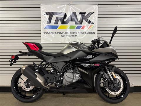 2025 CFMOTO 300SS in Eugene, Oregon