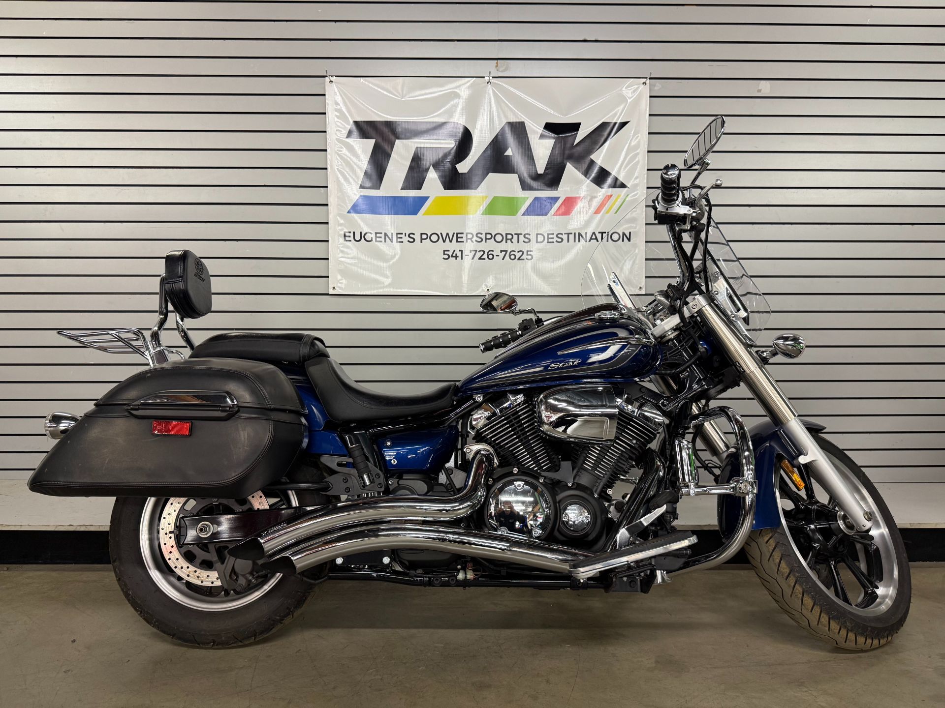 2015 Yamaha V Star 950 Tourer in Eugene, Oregon - Photo 1