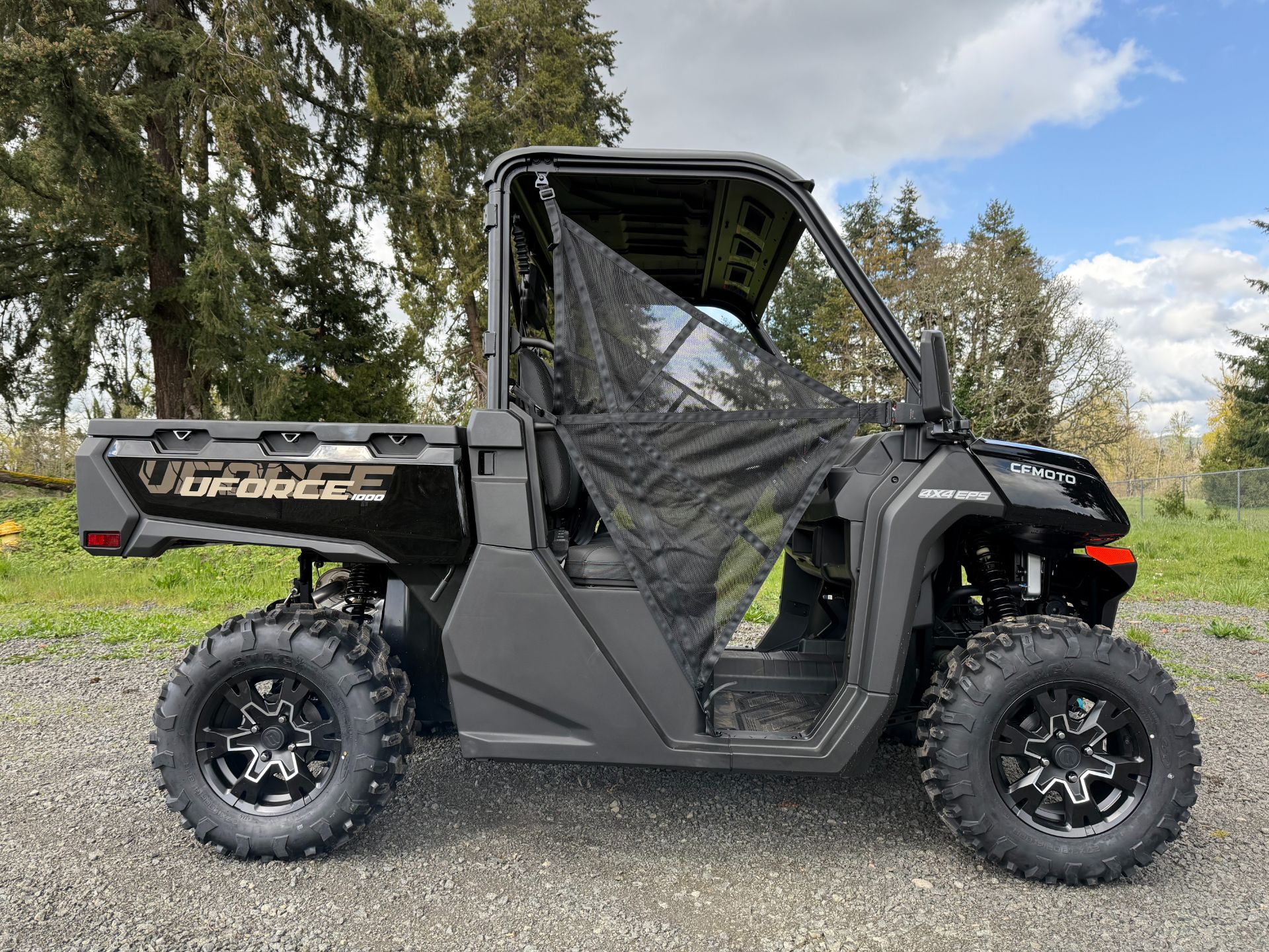 2025 CFMOTO UForce 1000 in Eugene, Oregon - Photo 1