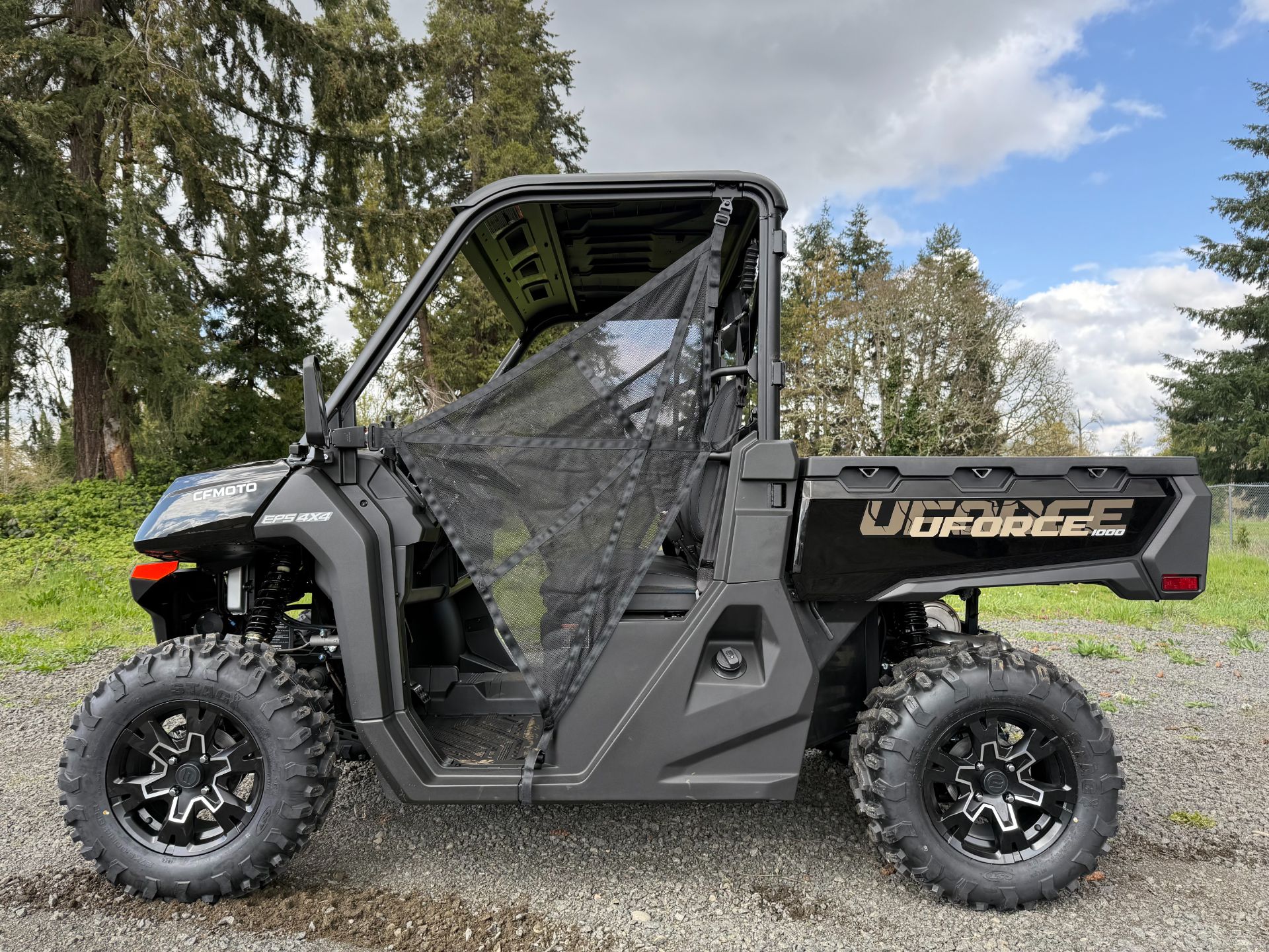 2025 CFMOTO UForce 1000 in Eugene, Oregon - Photo 2