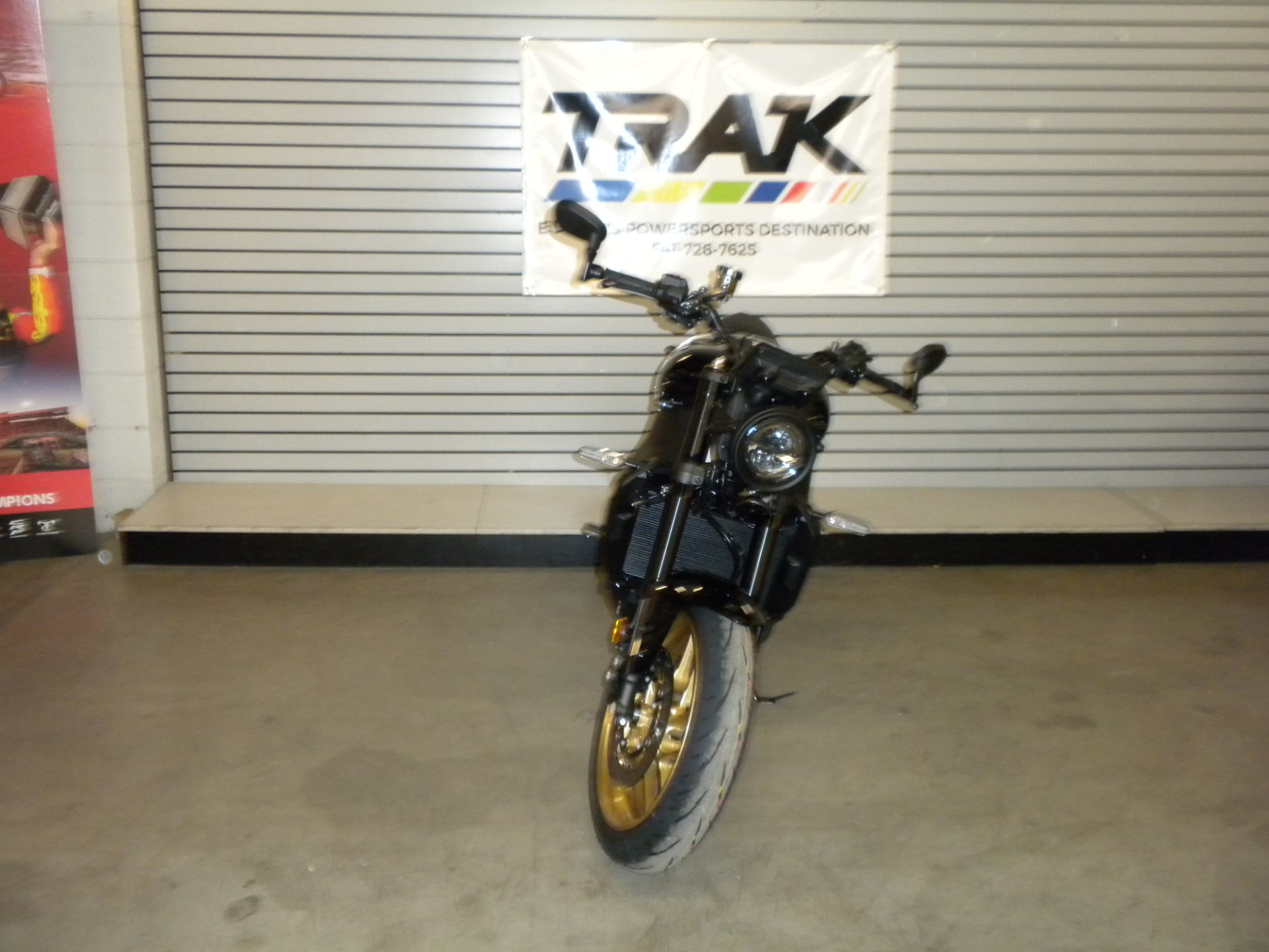 2026 Yamaha XSR900 7