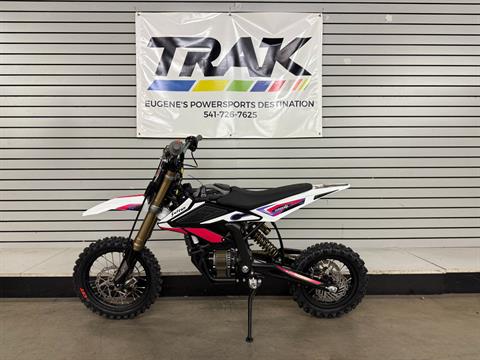 2025 Surron HYPER BEE in Eugene, Oregon - Photo 2