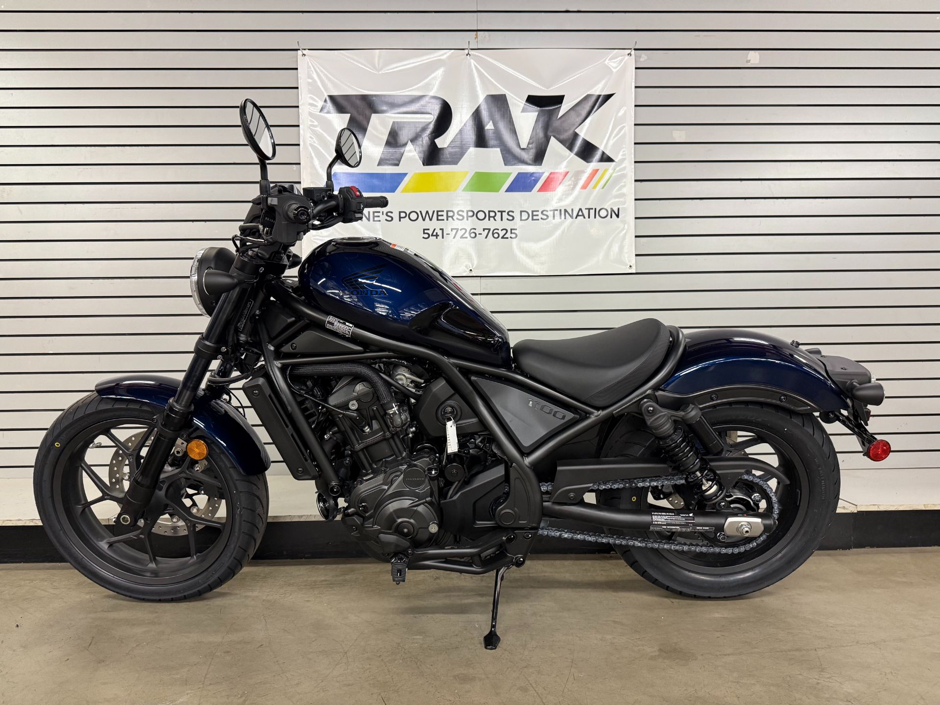 2025 Honda Rebel 1100 DCT in Eugene, Oregon - Photo 2