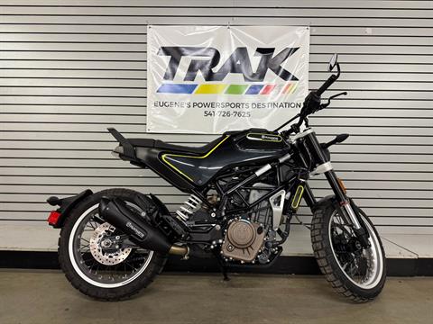 2018 Husqvarna Svartpilen 401 in Eugene, Oregon - Photo 1